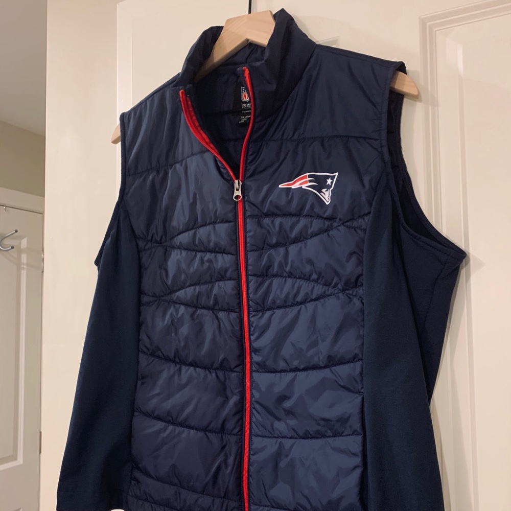 NFL Proshop New England Patriots Full Zip Vest - Picture 2 of 4